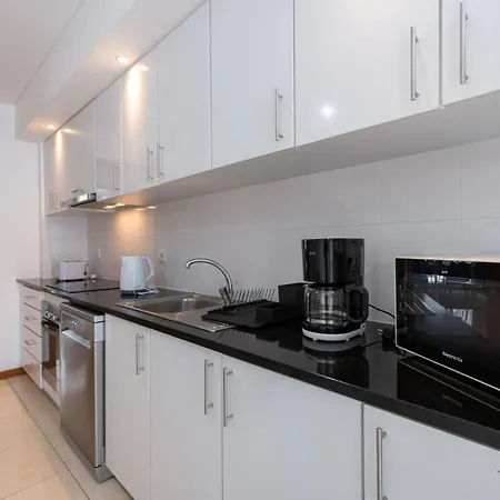 Sweet Downtown Apartment